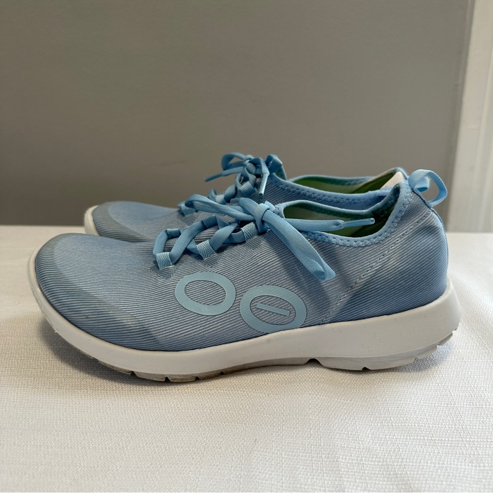 Oofos Oomg Sport LS Low Sneakers Womens 8.5 Carolina Blue Walking Shoes - Picture 2 of 11
